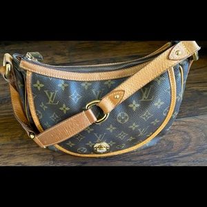 Louis Vuitton Monogram Tulum PM